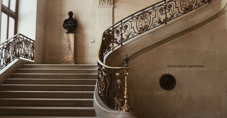 Staircase Wall - Louvre museum stairs design details